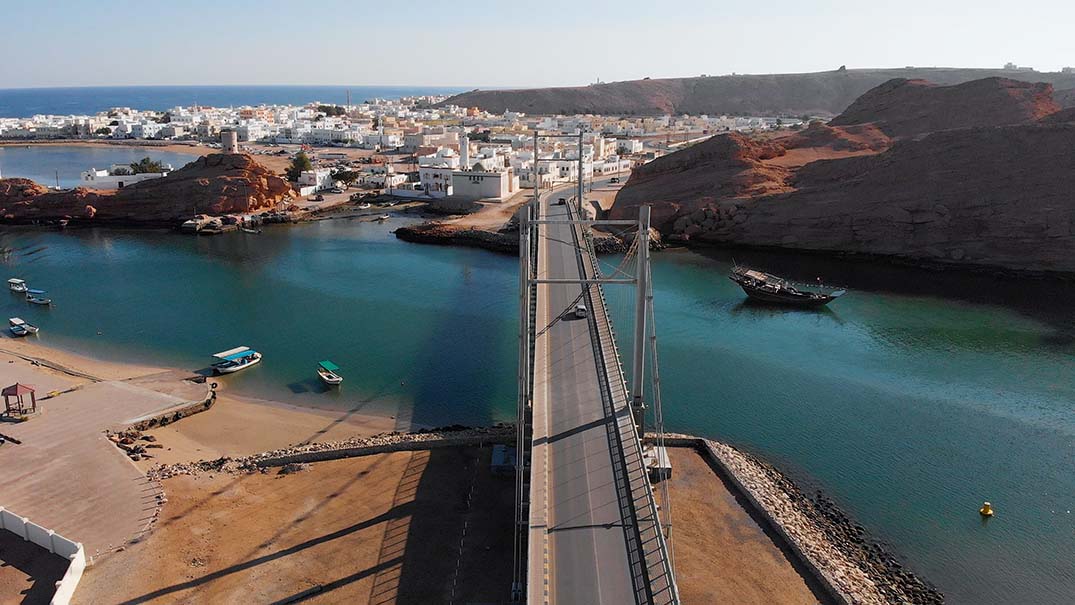 Aerial view of Sur, its lagoon and the bridge across it